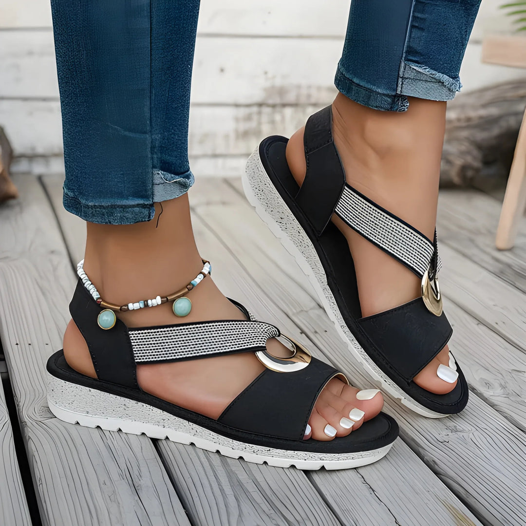 Women's Flat Comfy Sandals with Lightweight Sole