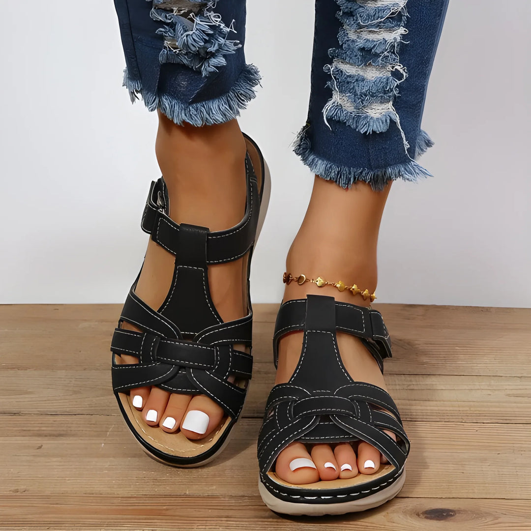 Women's Flat Comfy Sandals with Arch Support