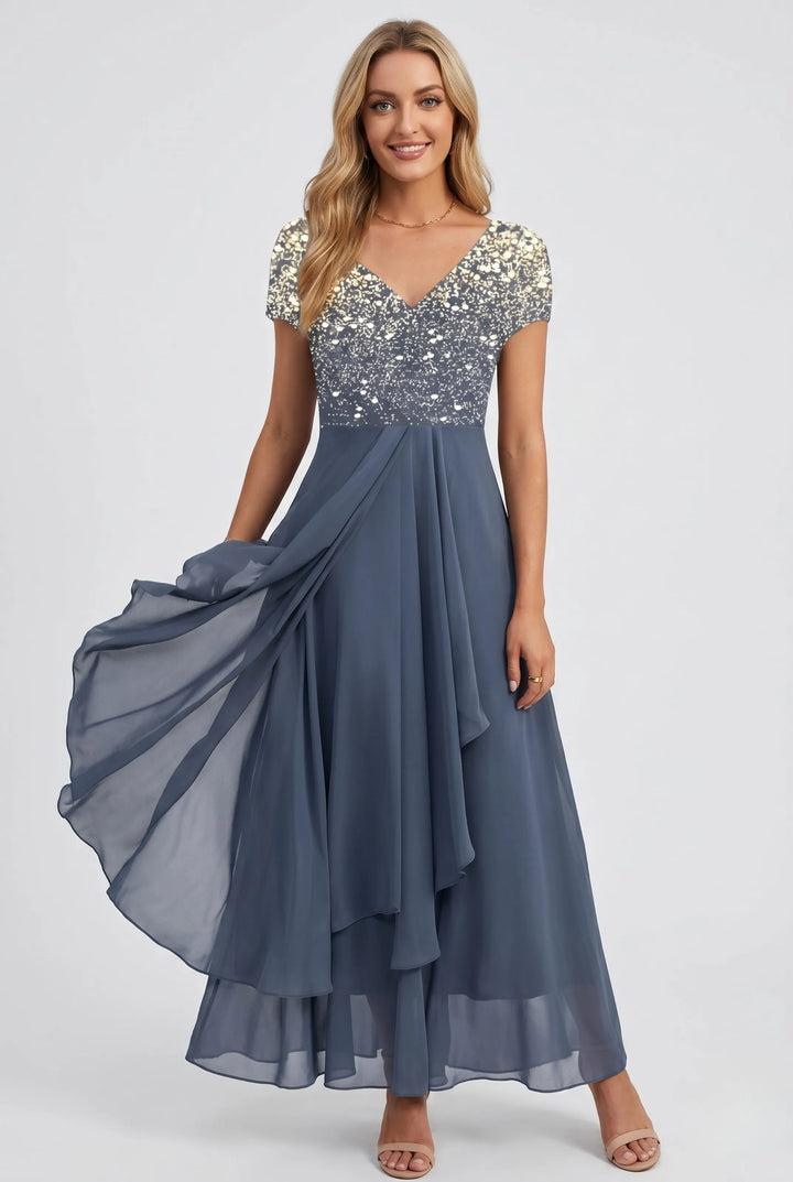 Women's Floral Midi Dress with V Neck and Short Sleeves