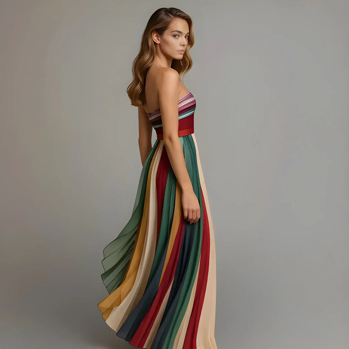 Women's Elegant Stunning Maxi Dress with Strapless Design and Pleated Skirt