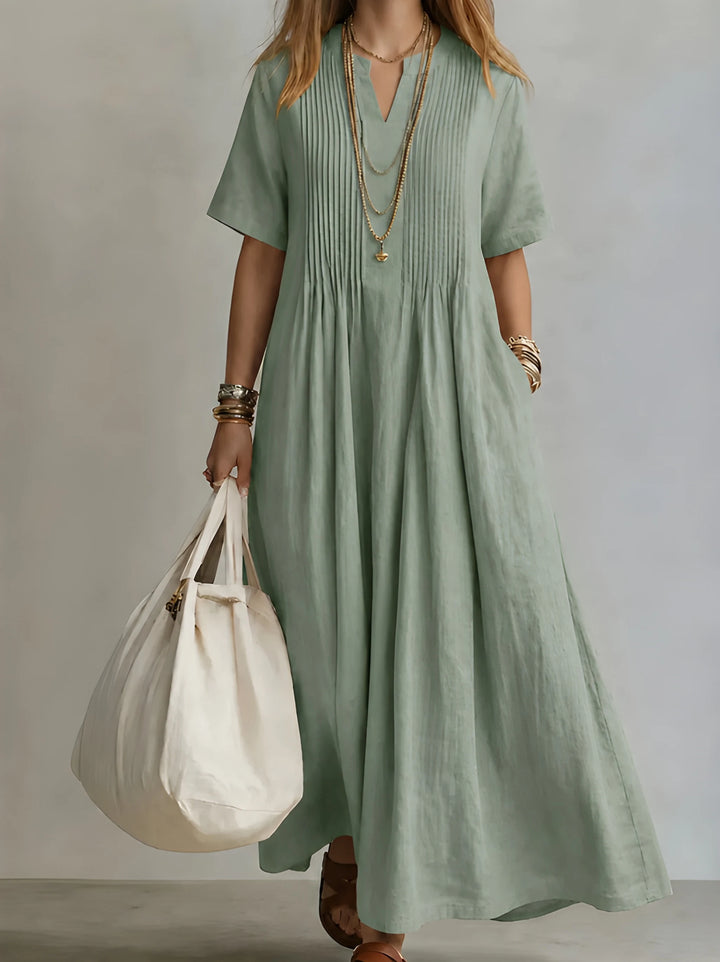 Women's Elegant Maxi Dress with Pleated Front and Pockets