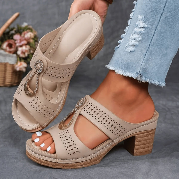 Women's Chunky Comfy Heeled Sandals with Cushioned Footbed