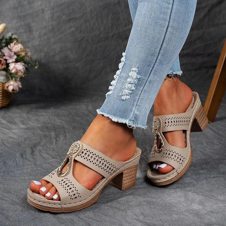 Women's Chunky Comfy Heeled Sandals with Cushioned Footbed