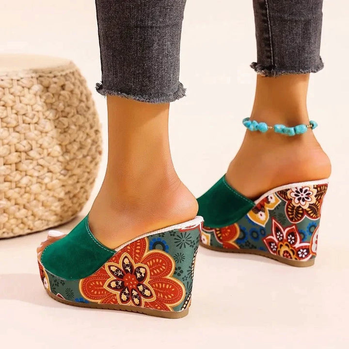 Women's Chunky Platform Sandals with Non Slip Sole