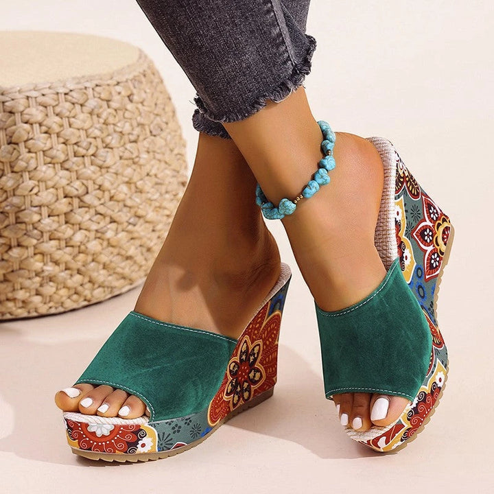 Women's Chunky Platform Sandals with Non Slip Sole