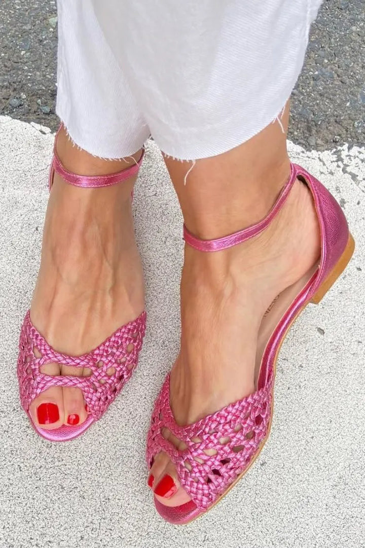 Women’s Comfy Flat Sandals with Adjustable Strap