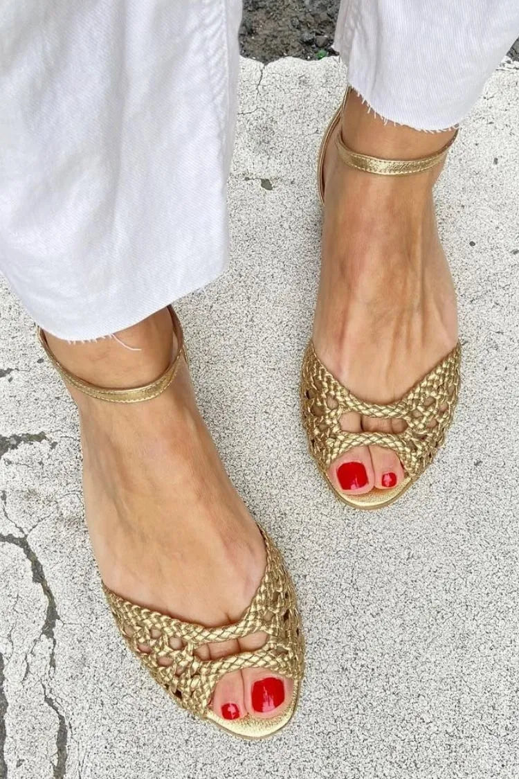 Women’s Comfy Flat Sandals with Adjustable Strap