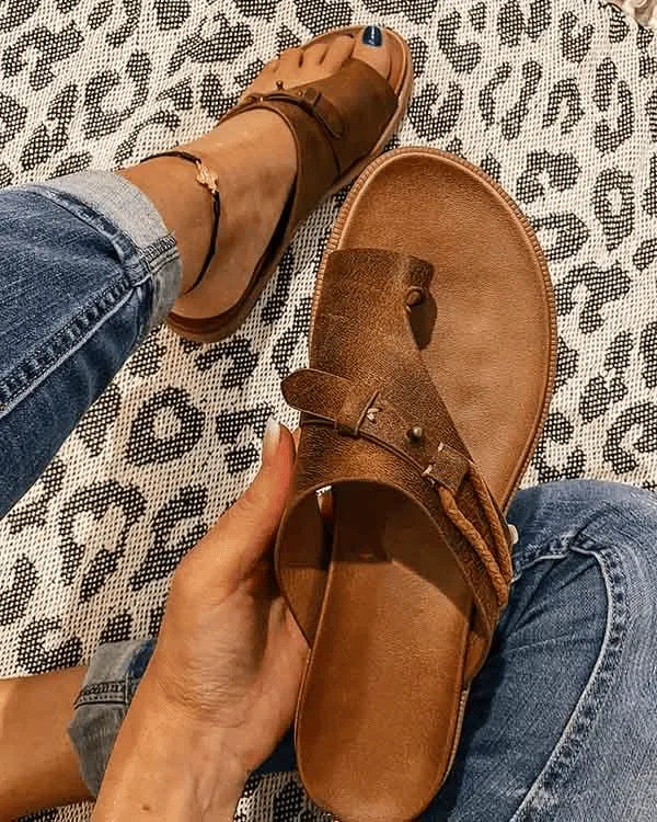 Women's Comfy Flat Sandals with Adjustable Strap and Non Slip Sole