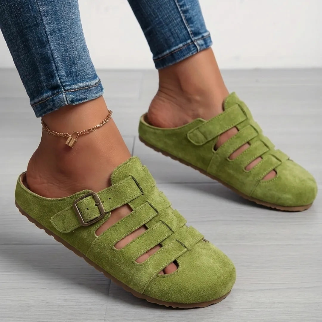 Women's Comfy Flat Sandals with Adjustable Strap and Slip On Details