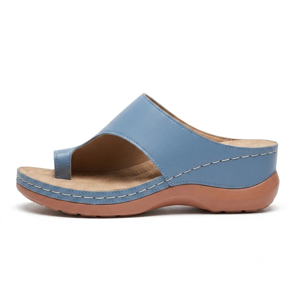 Women's Comfy Flat Sandals with Cushioned Footbed and Arch Support