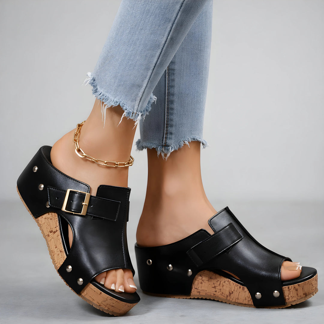 Women's Comfy Platform Sandals with Adjustable Strap