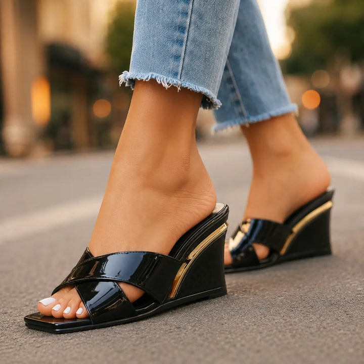Women's Comfy Platform Sandals with Heeled