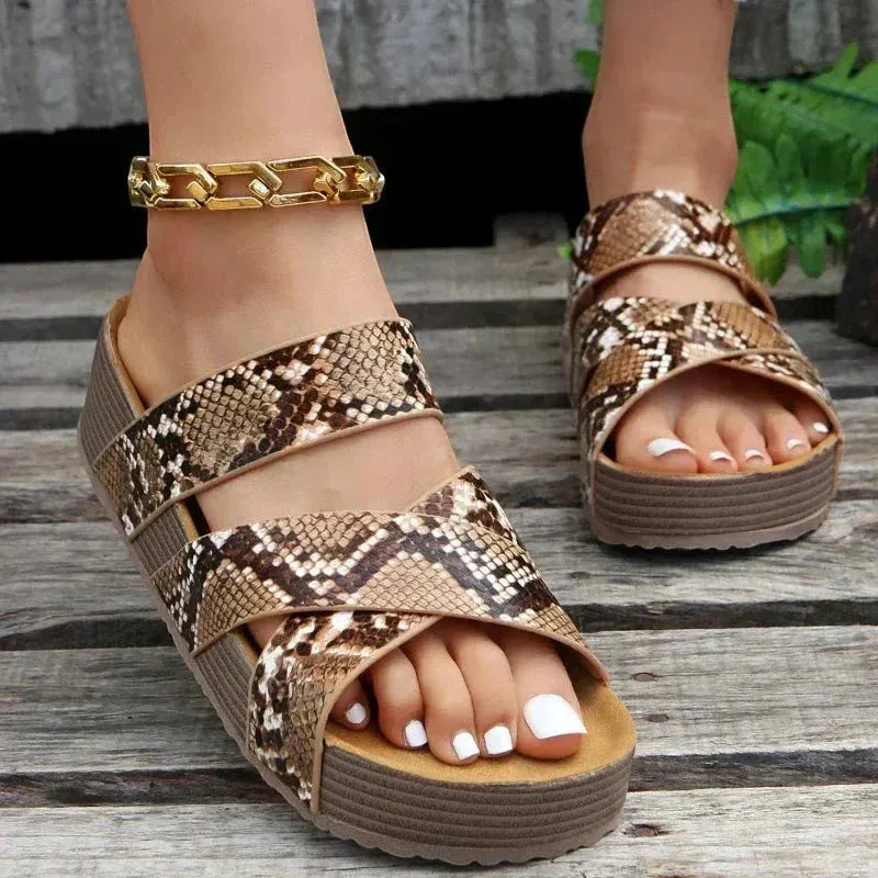 Women's Comfy Platform Sandals with Non Slip Sole