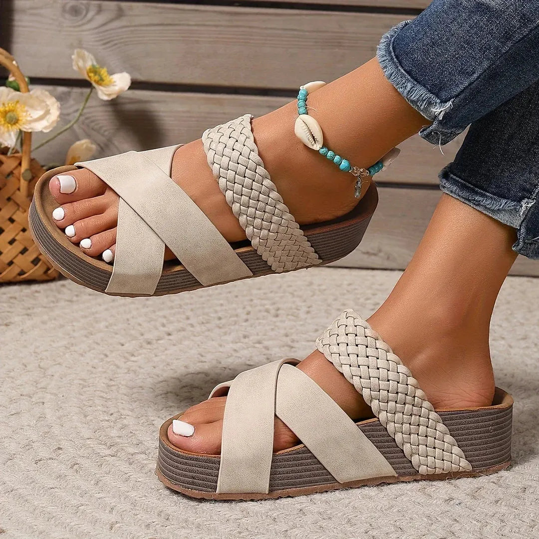 Women's Comfy Platform Sandals with Non Slip Sole