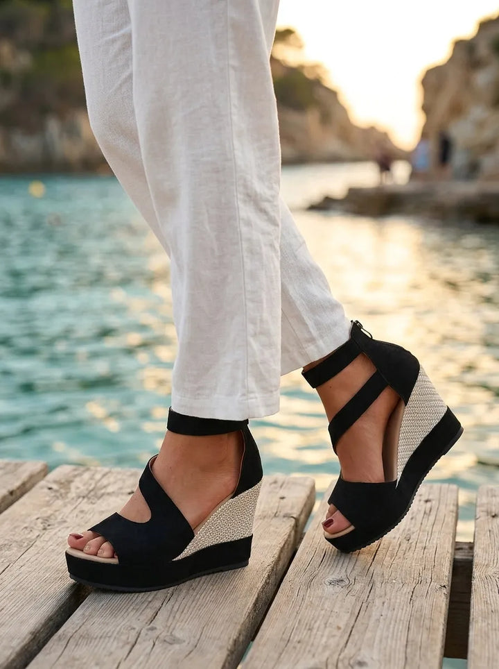 Women’s Comfy Platform Sandals with Padded Footbed