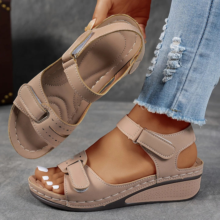 Women's Comfy Sandals with Adjustable Strap and Cushioned Insole