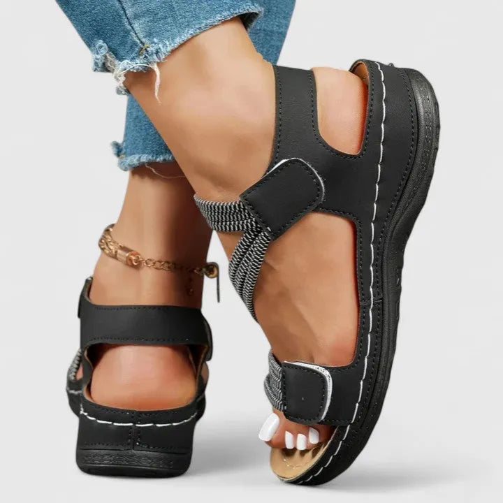 Women's Comfy Sandals with Arch Support and Adjustable Strap