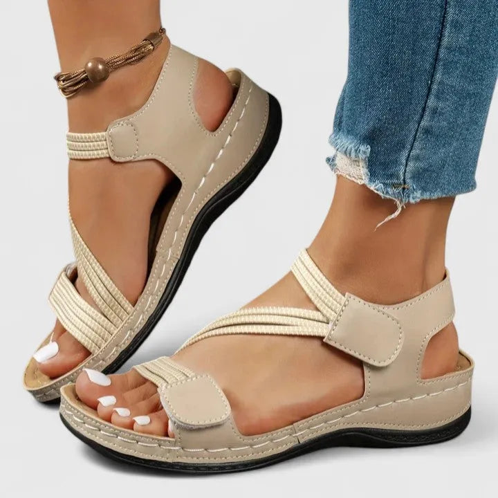 Women's Comfy Sandals with Arch Support and Adjustable Strap