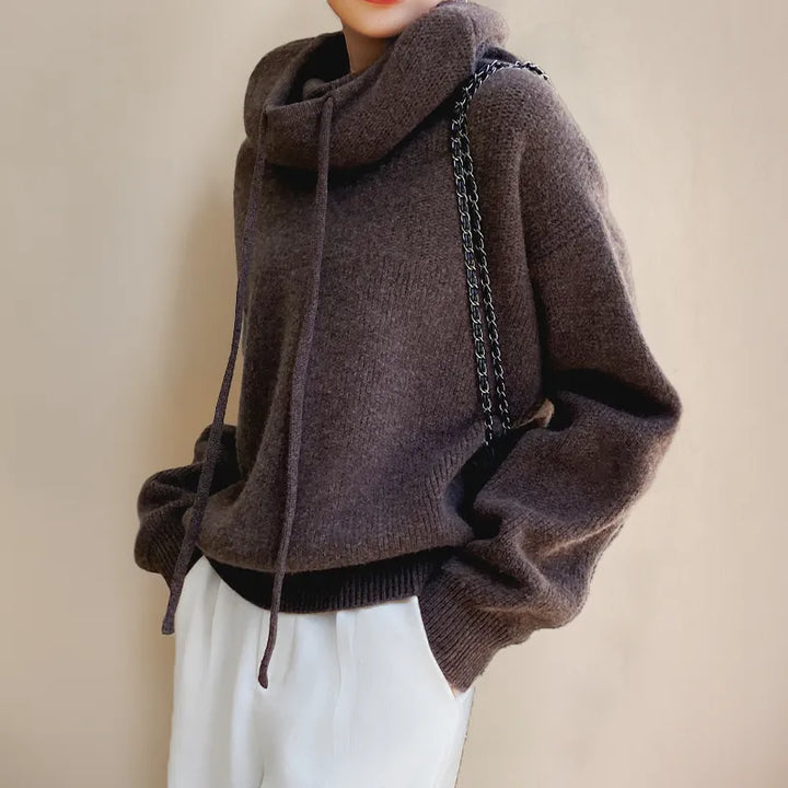Women’s Knitted Hoodie with Long Sleeves and Relaxed Fit