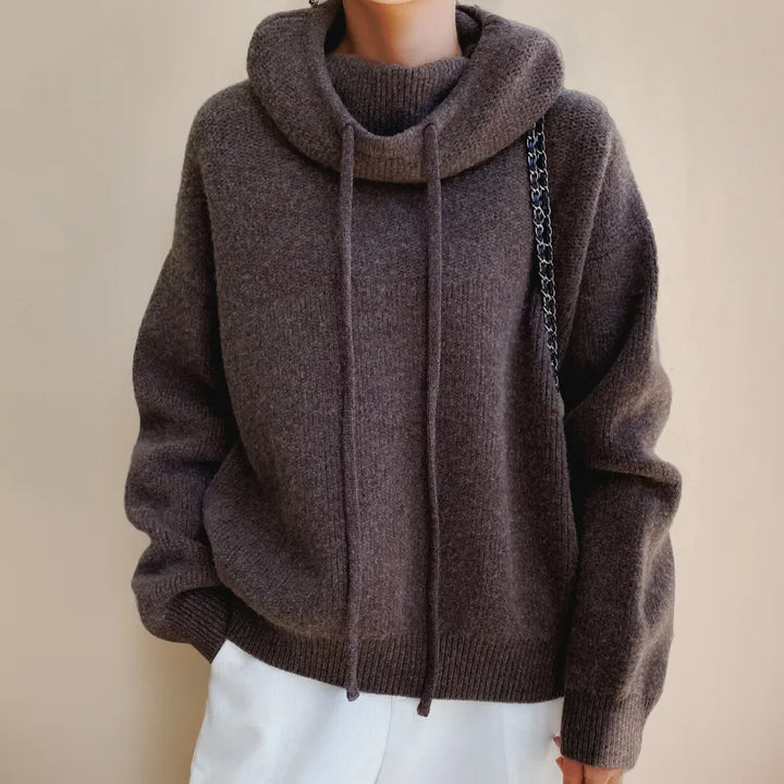 Women’s Knitted Hoodie with Long Sleeves and Relaxed Fit