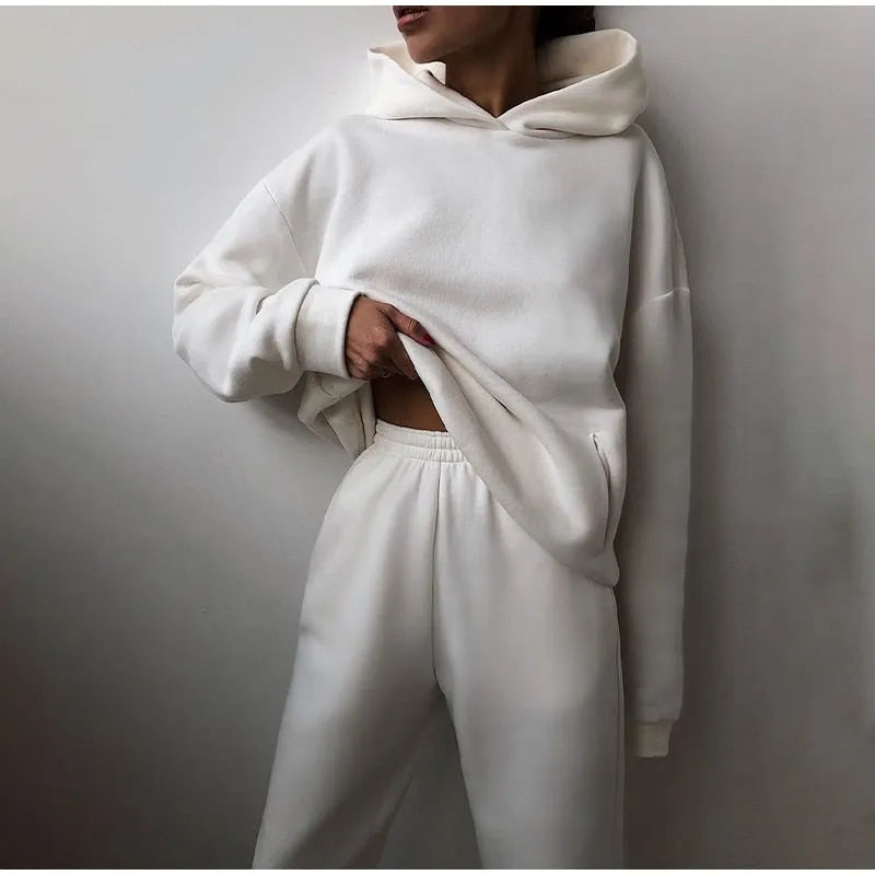 Women's Oversized Chunky Hoodie with Trousers Set