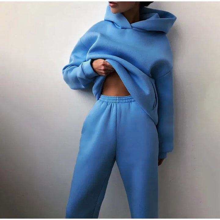 Women's Oversized Chunky Hoodie with Trousers Set