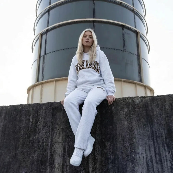 Women’s Oversized Hoodie with Long Sleeves and Pants Set