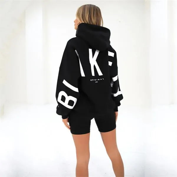 Women’s Oversized Hoodie with Relaxed Fit and Soft Touch
