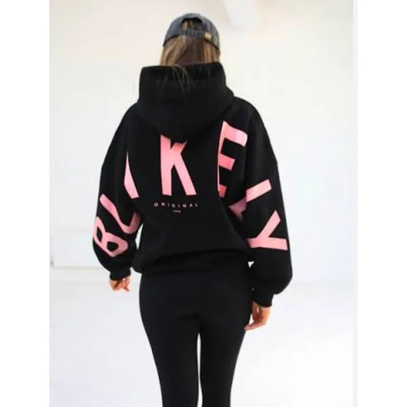 Women’s Oversized Hoodie with Relaxed Fit and Soft Touch