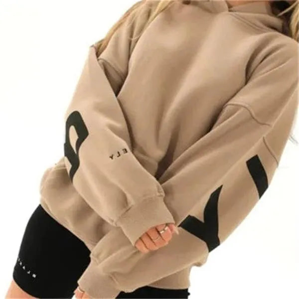 Women’s Oversized Hoodie with Relaxed Fit and Soft Touch