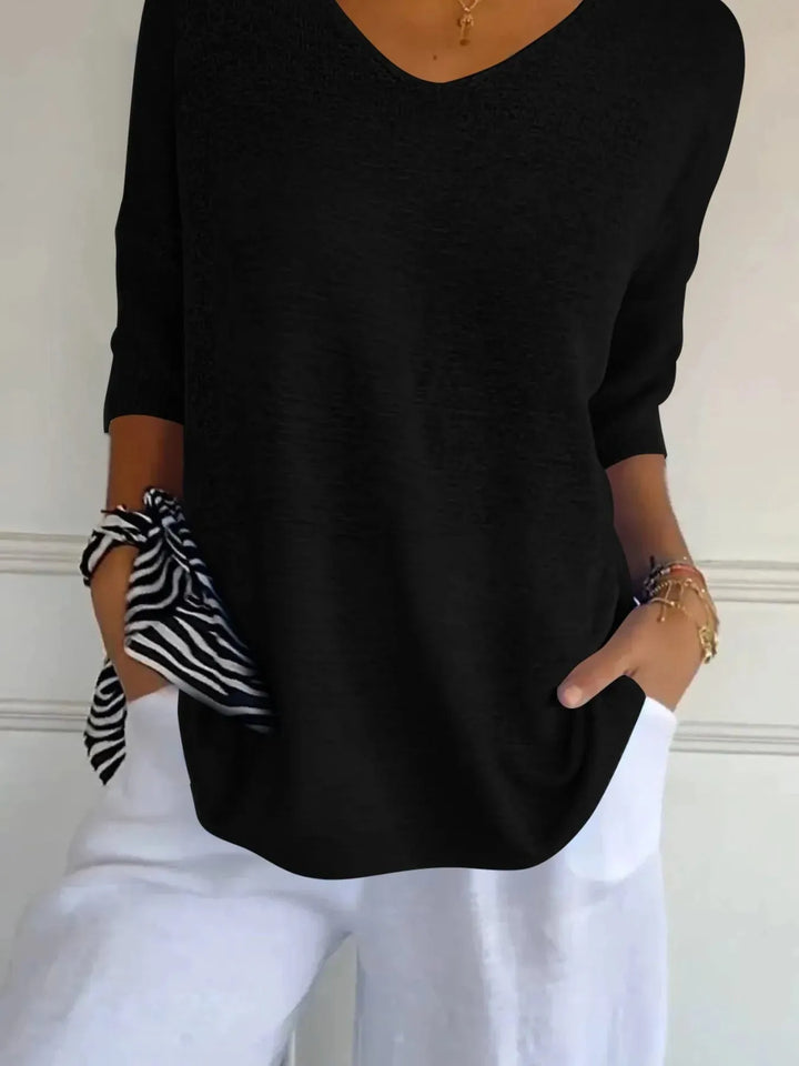 Women's Oversized V-Neck Jumper with Ribbed Hem
