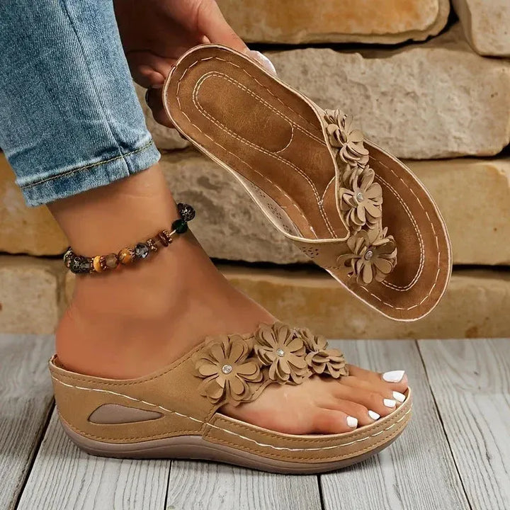 Women's Platform Comfy Sandals with Non Slip Sole