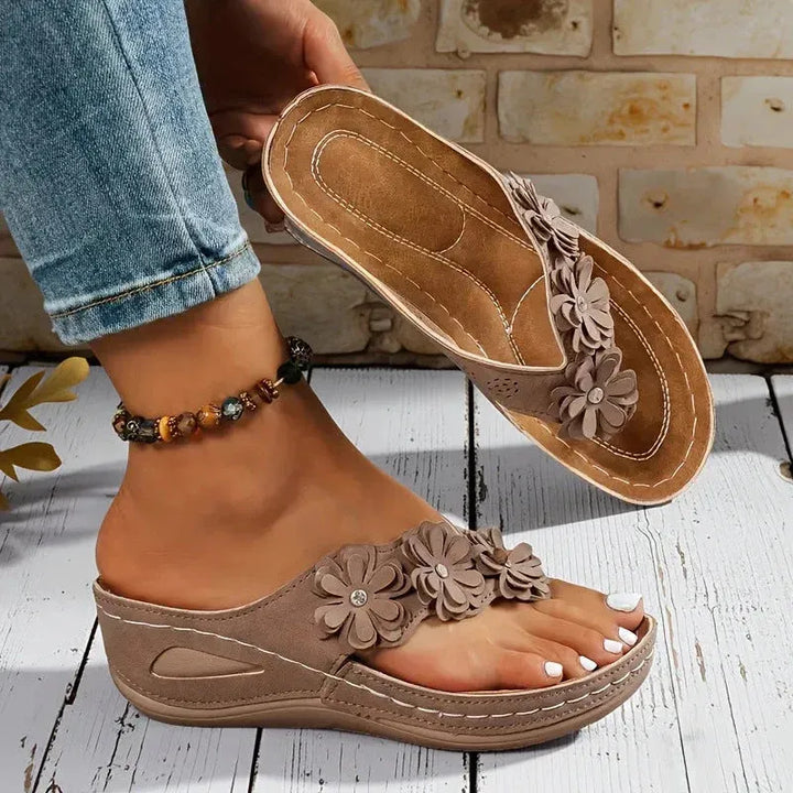 Women's Platform Comfy Sandals with Non Slip Sole