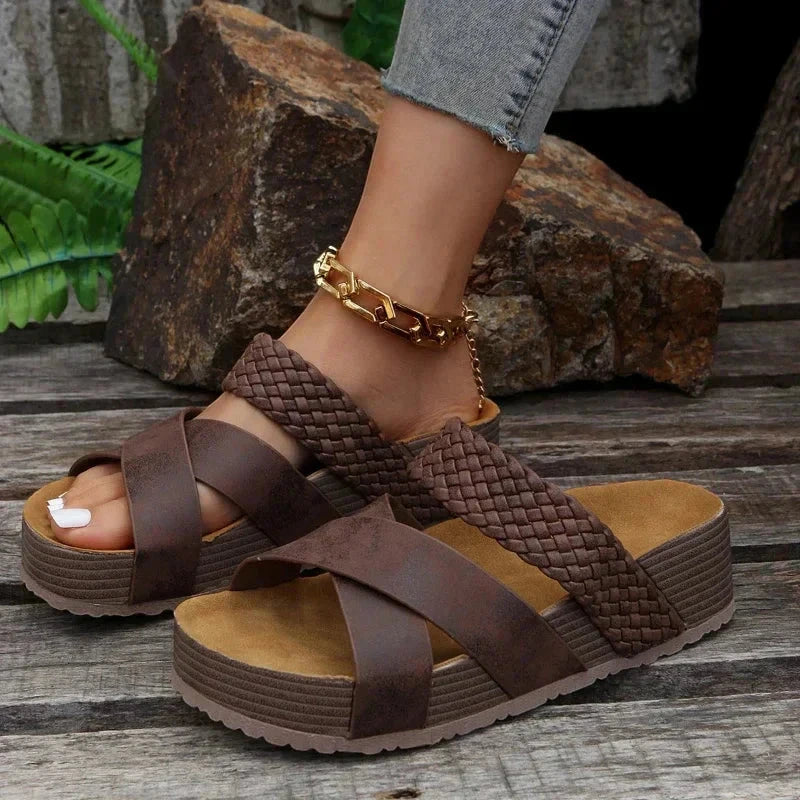 Women's Platform Comfy Sandals with Padded Footbed