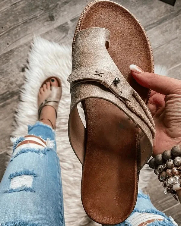 Women's Soft Comfy Sandals with Lightweight Sole