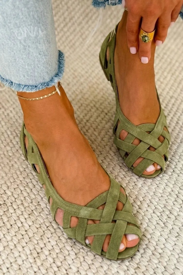 Women's Soft Flat Sandals with Cut Out Design