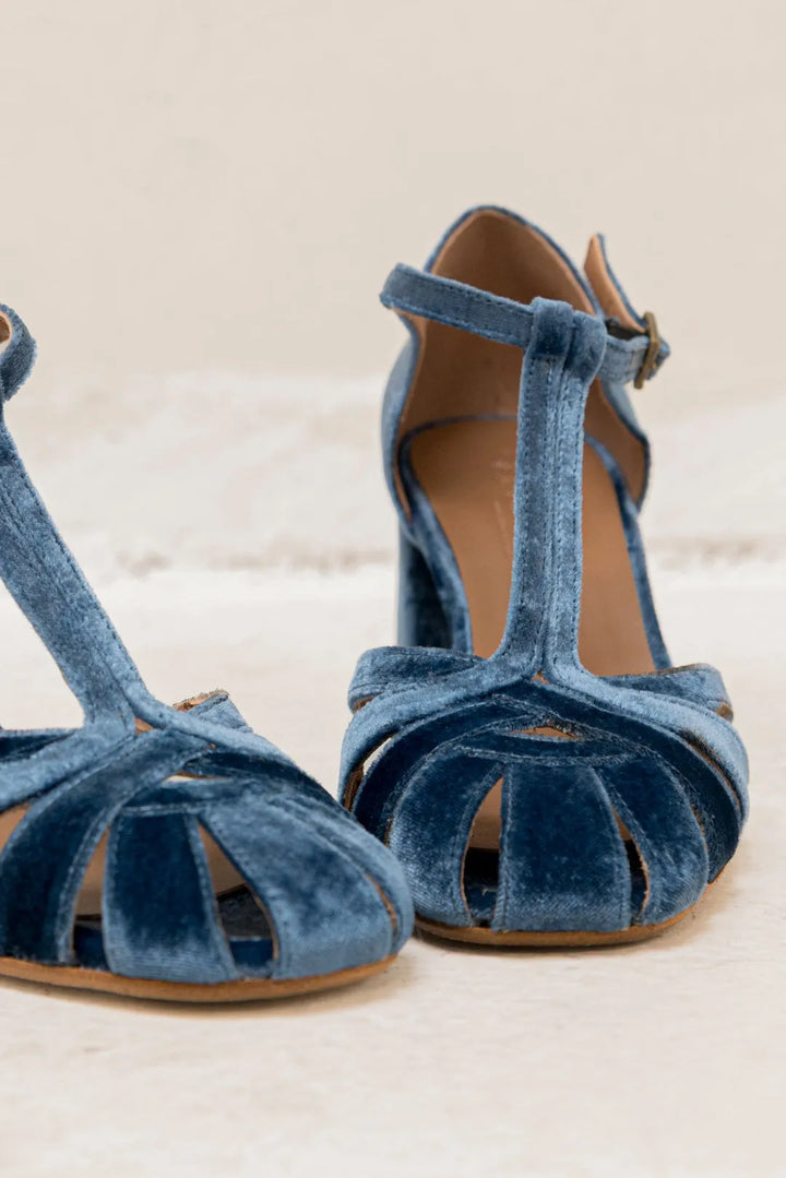 Women's Soft Heeled Sandals with Non Slip Sole
