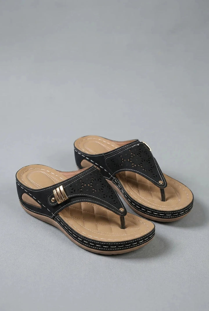 Women's Soft Wide Fit Sandals with Arch Support
