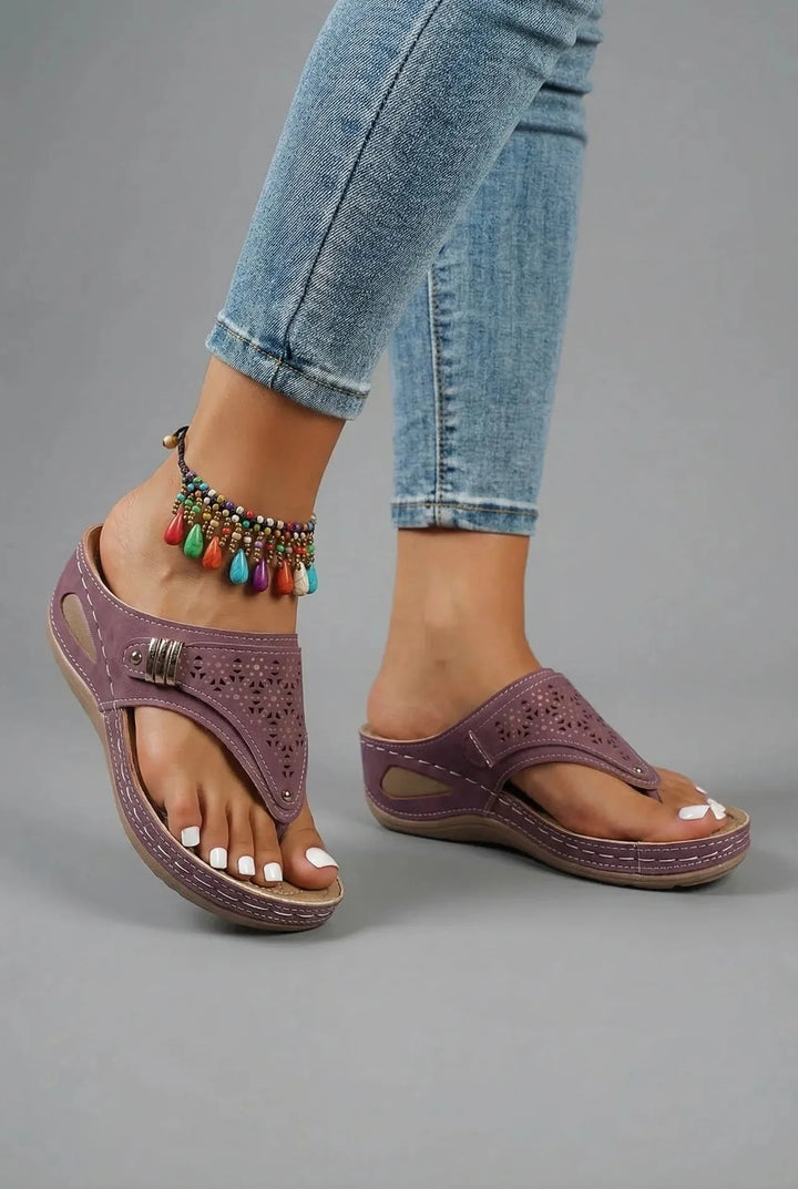 Women's Soft Wide Fit Sandals with Arch Support