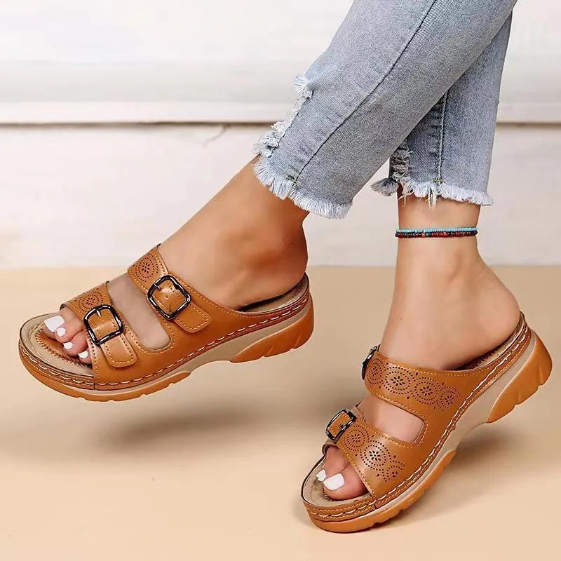 Women's Wide Fit Soft Sandals with Arch Support