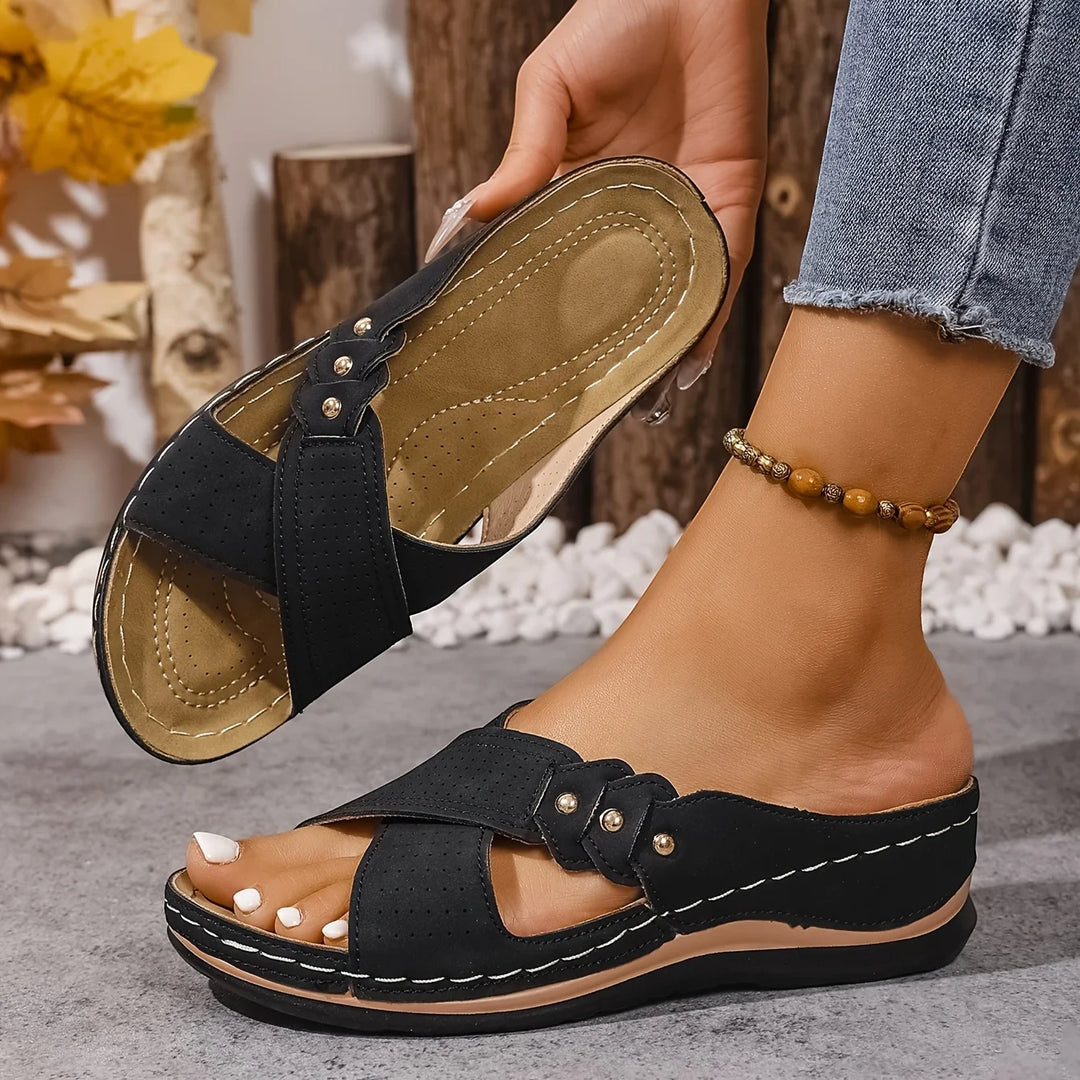 Women's Wide fit Platform Sandals with Cushioned Footbed