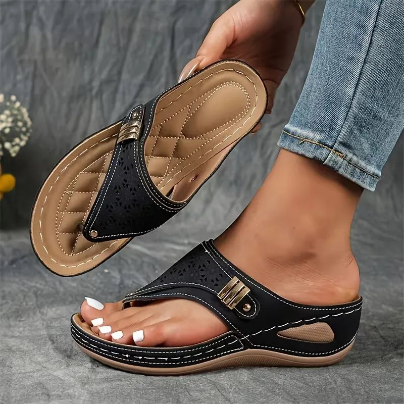 Women's Comfy Sandals with Arch Support and Cushioned Footbed