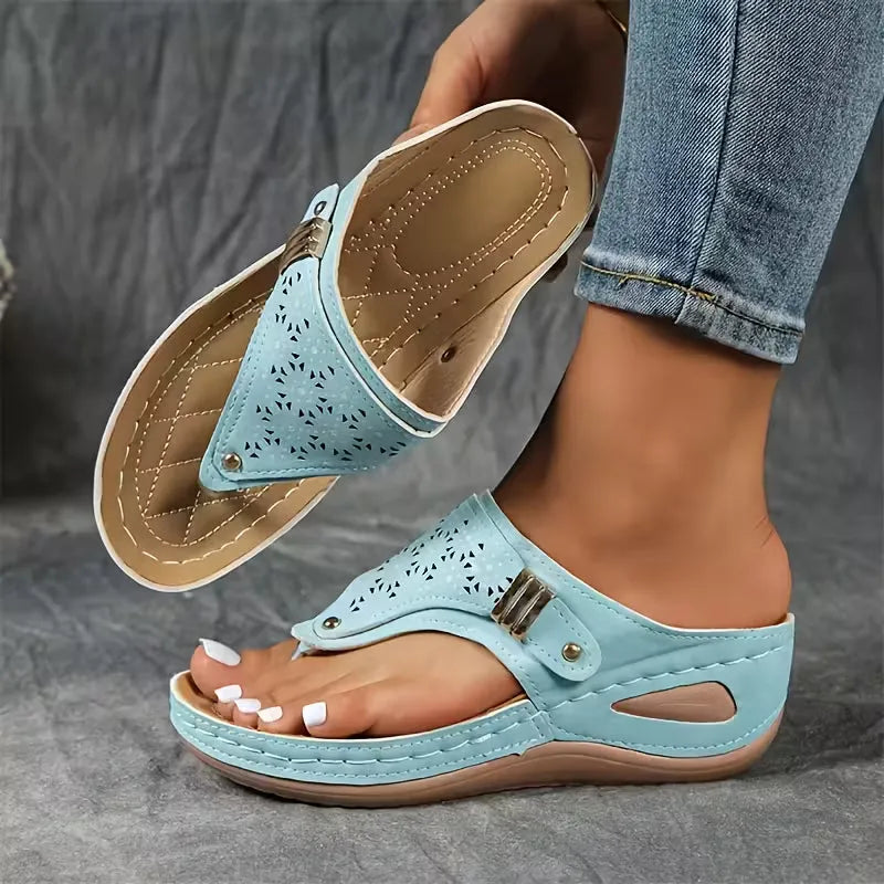 Women's Comfy Sandals with Arch Support and Cushioned Footbed