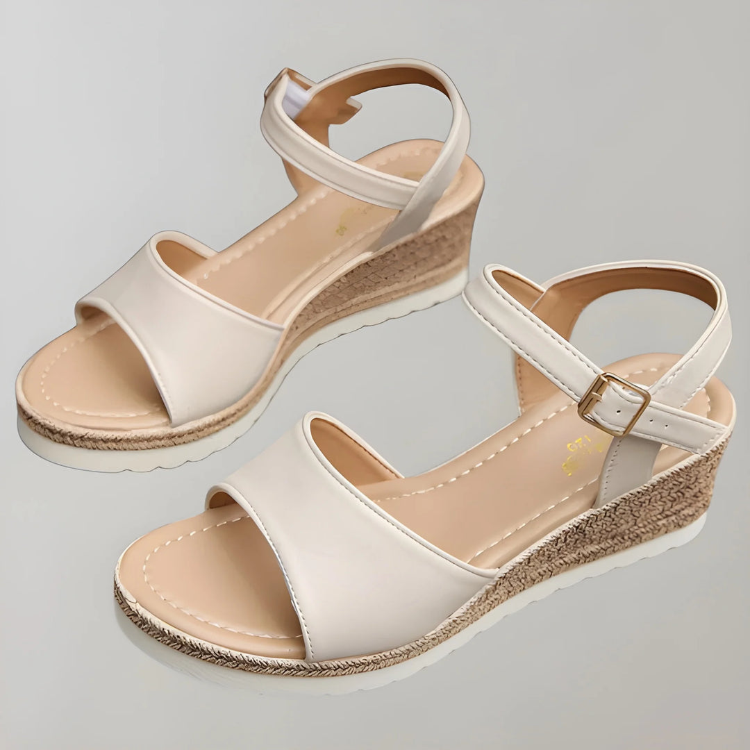 Women's Comfy Chunky Platform Sandals with Adjustable Strap