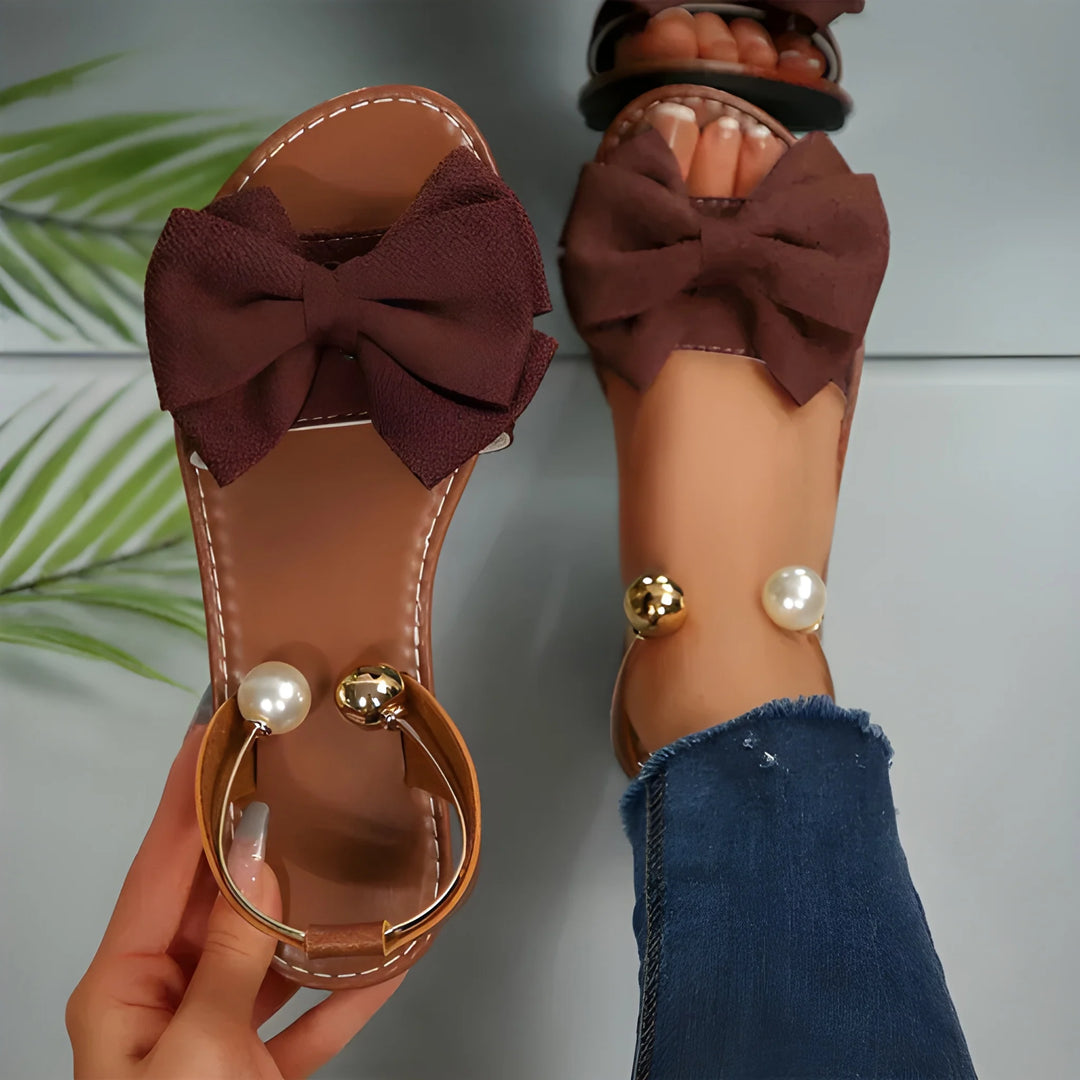 Women's Fluffy Flat Sandals with Cushioned Footbed