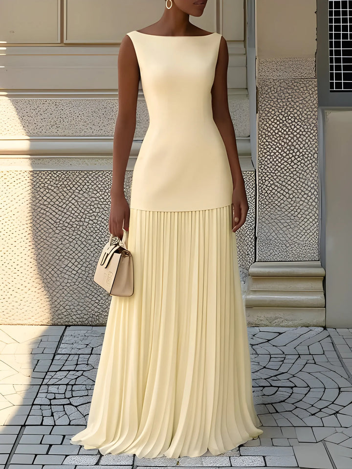 Women's Stunning Elegant Maxi Dress with Pleated Details and Sleeveless Cut