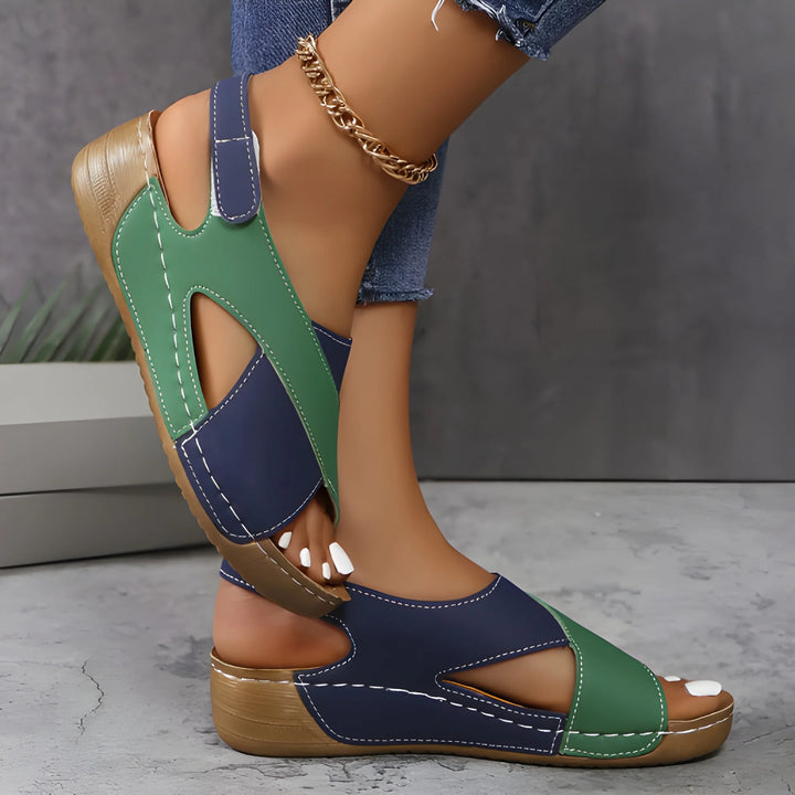 Women's Flat Comfy Sandals with Soft Lining